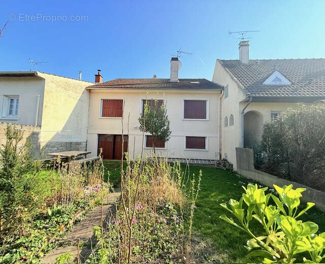 Maison à VILLEPINTE