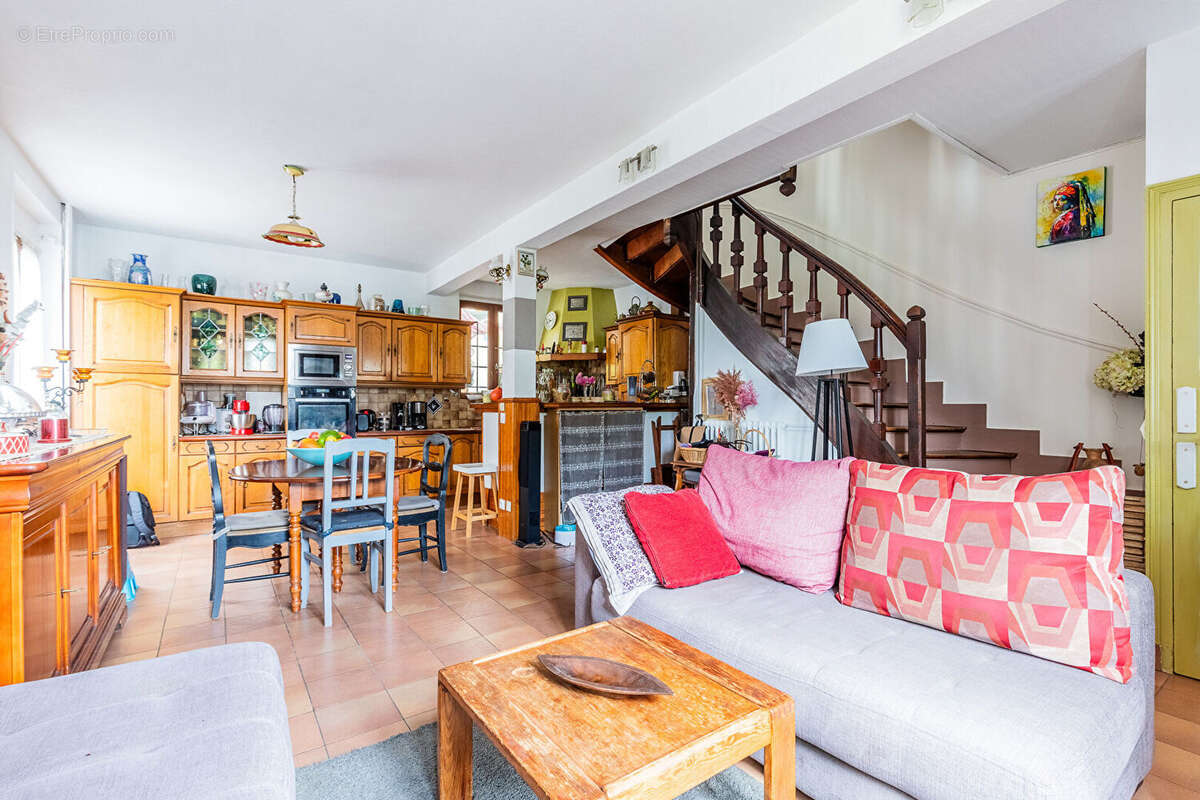 Maison à VILLENEUVE-SAINT-GEORGES