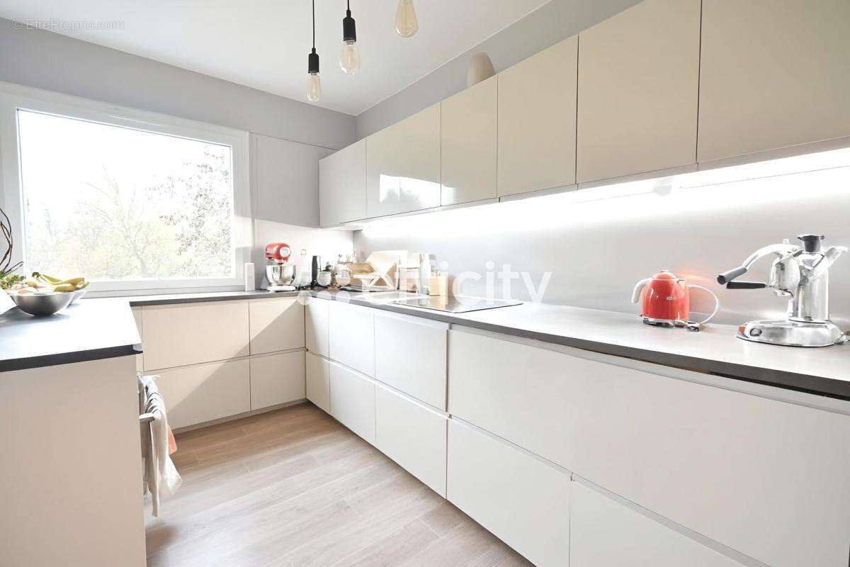 Appartement à VELIZY-VILLACOUBLAY