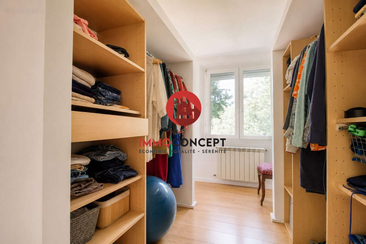 Dressing - Maison à SAUVETERRE