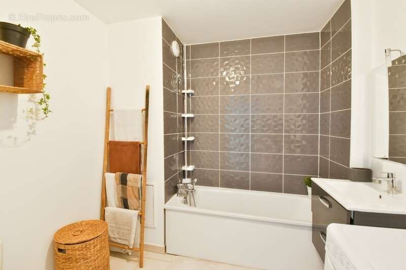 Appartement à EPINAY-SUR-ORGE