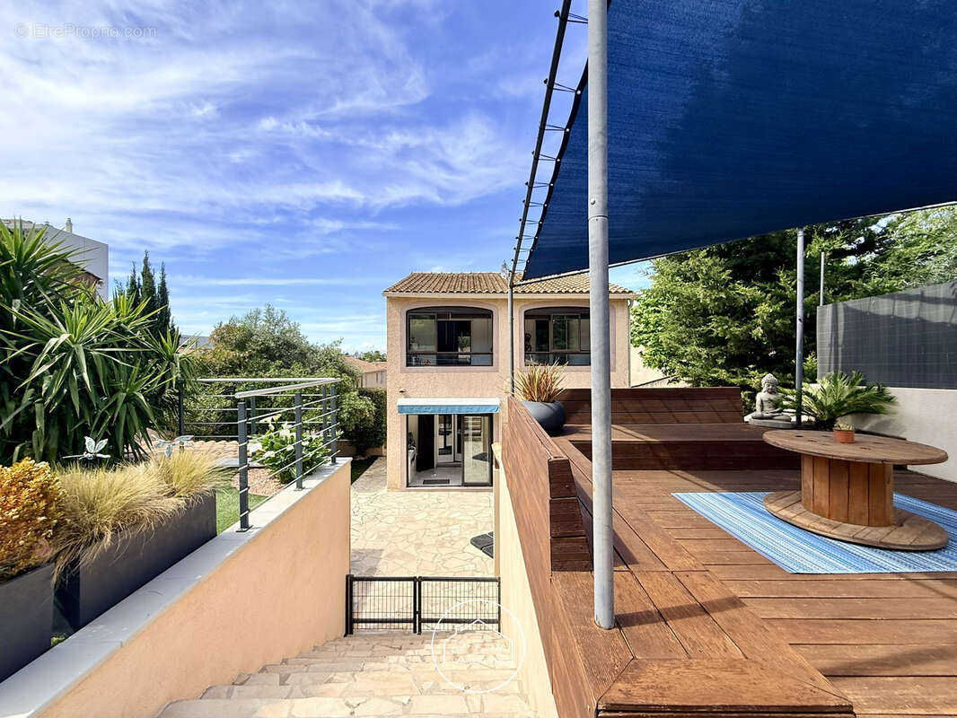 Maison à MARSEILLE-11E