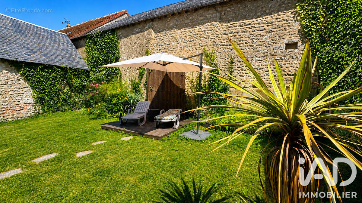 Maison 115 m² à Villermain  - photo 8