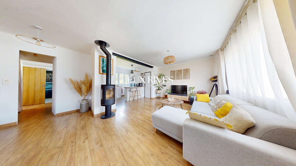 Maison 96 m² à Bouguenais  - photo 3