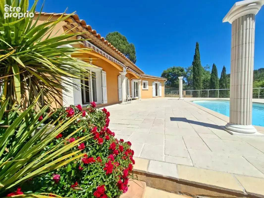 Maison à LA MOTTE