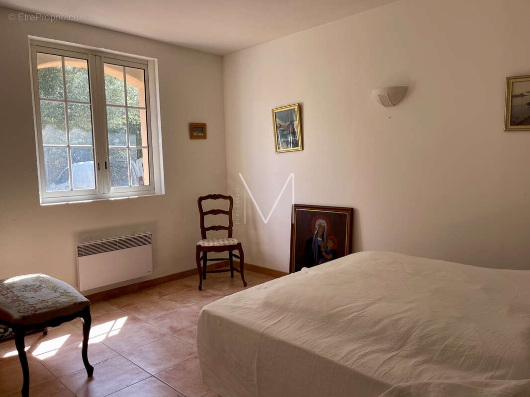 Maison à PLAN-DE-LA-TOUR