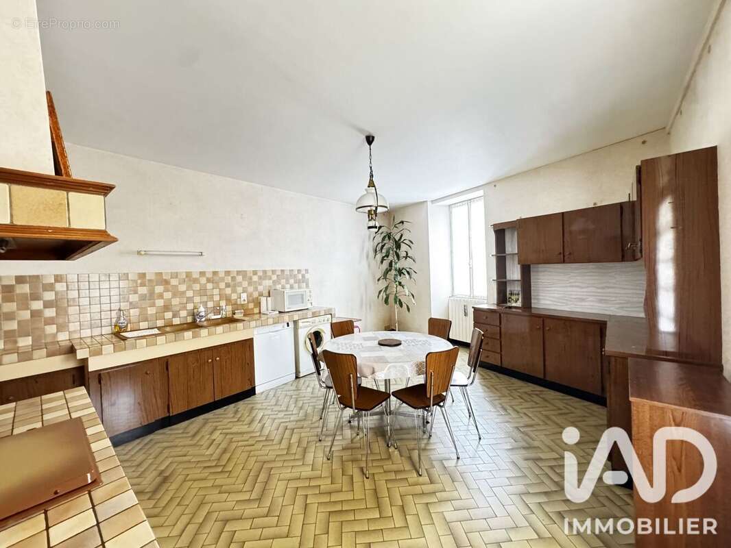 Maison 176 m² à Montaut  - photo 5