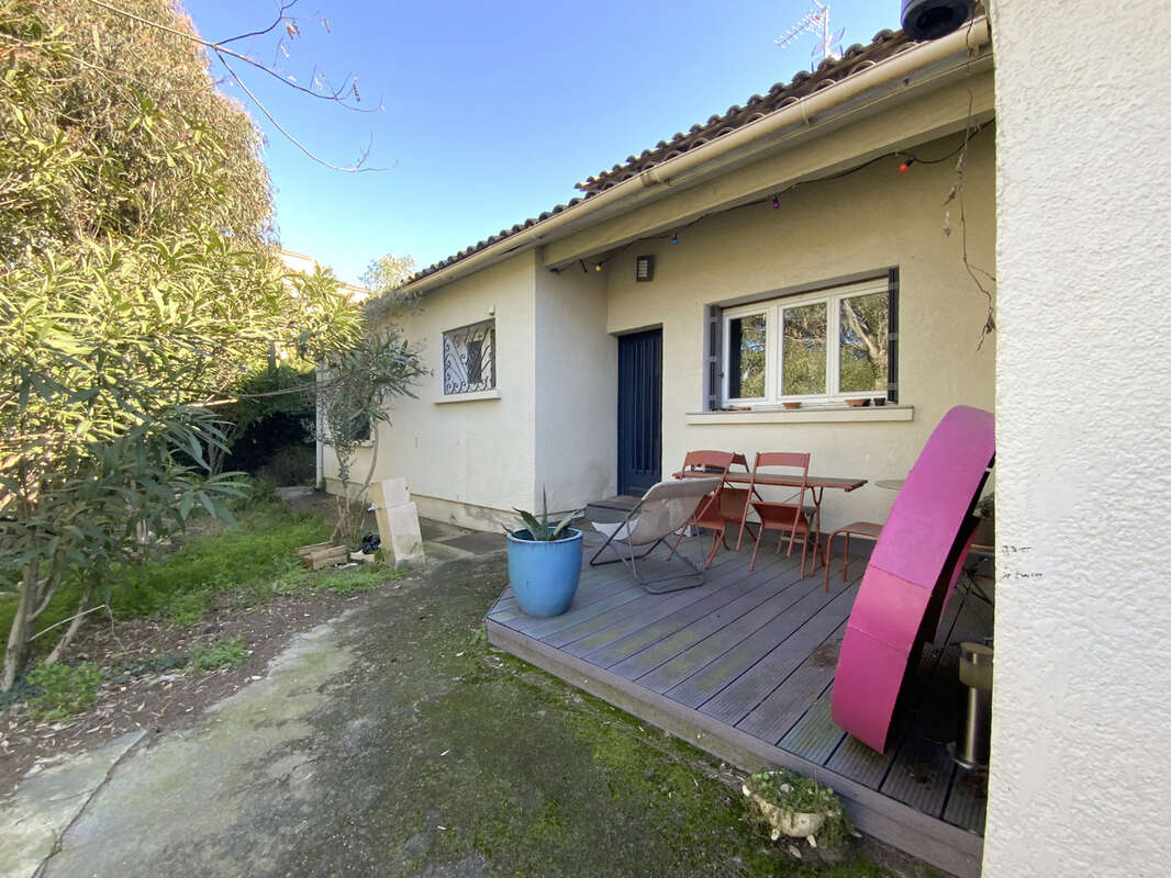Villa dans quartier recherché Uzès à pieds. - photo 15