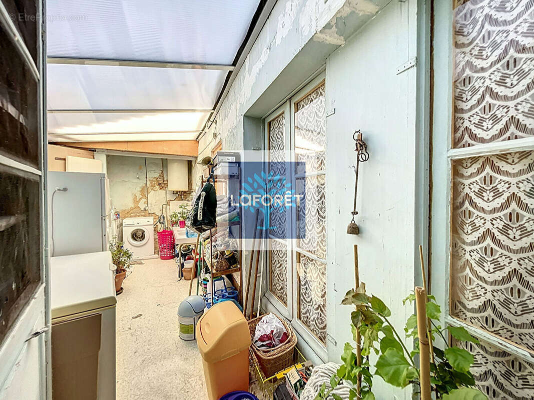 Appartement à BAIGNES-SAINTE-RADEGONDE