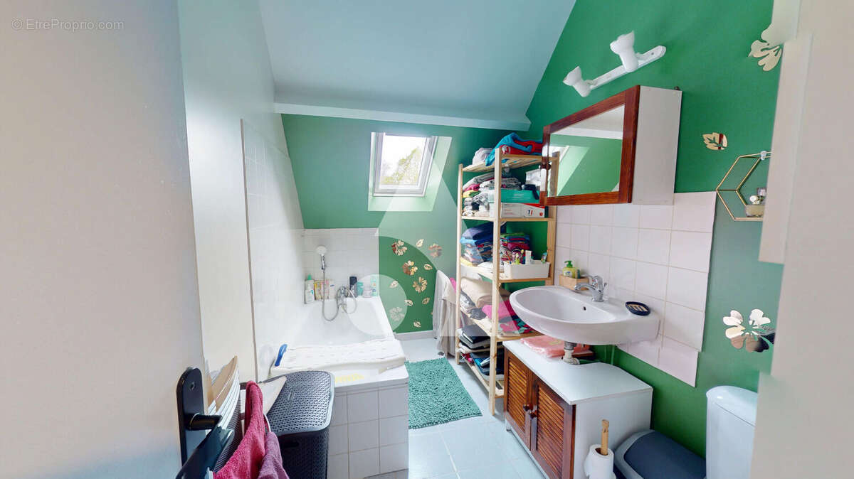 Maison à JANVILLE-SUR-JUINE