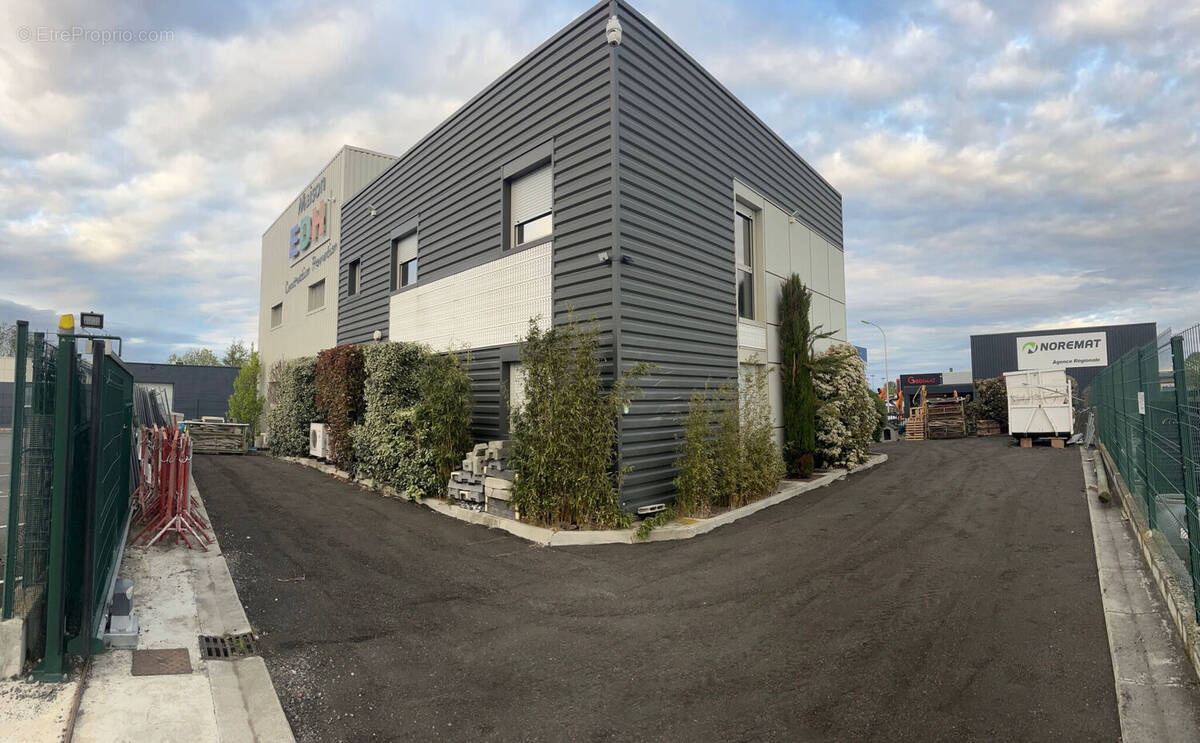 Photo 1 - Autre à RIOM