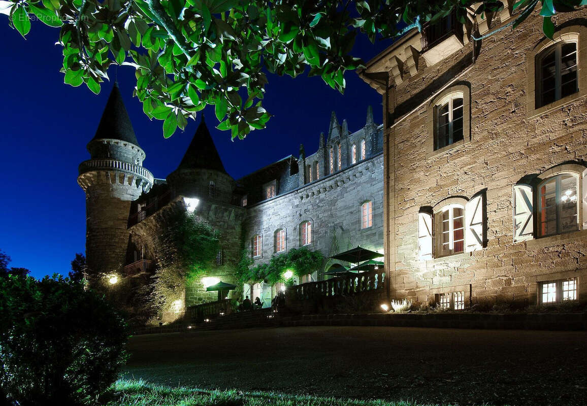 Maison à VARETZ