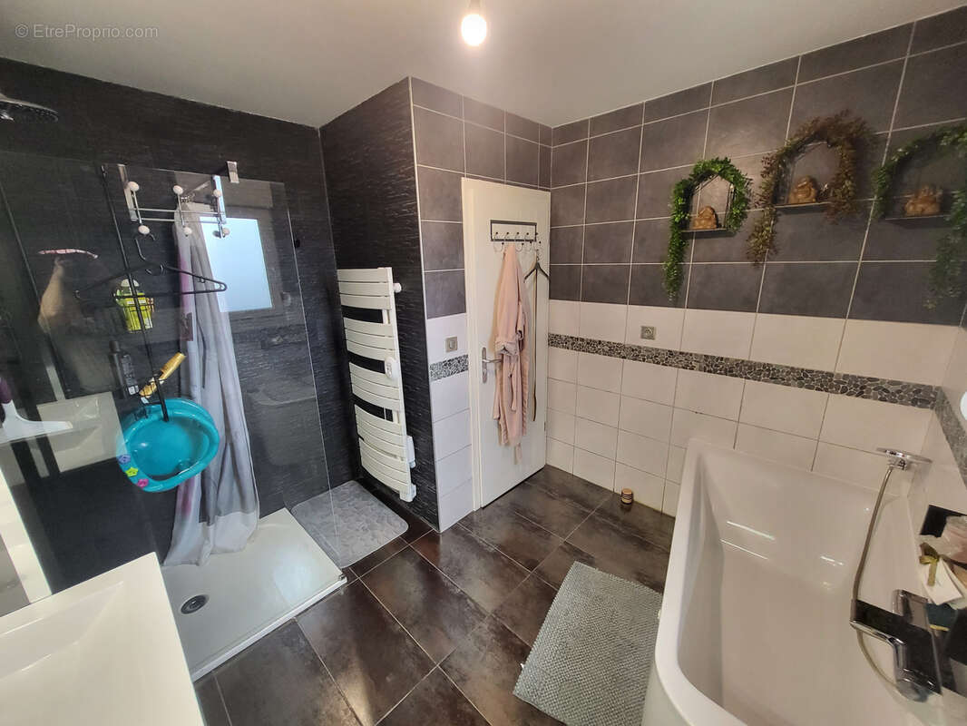 Maison à BLAINVILLE-SUR-L'EAU