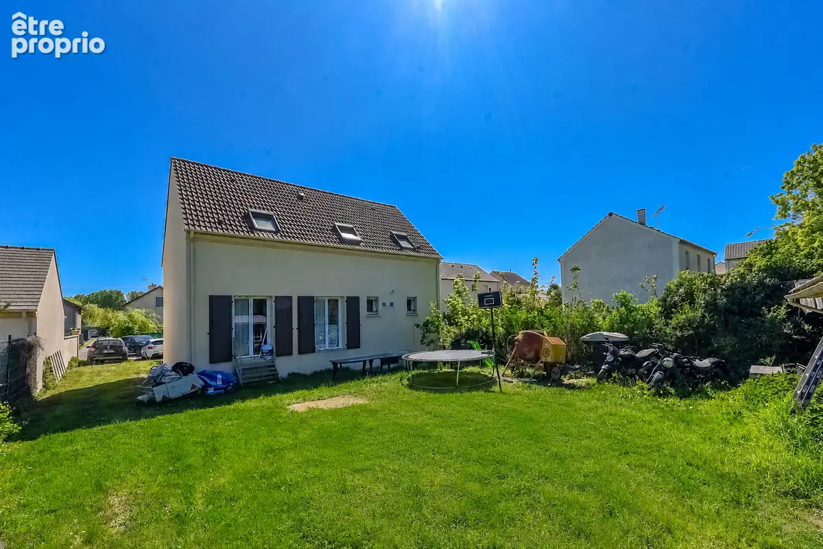 Photo Maison à Persan au prix de 289 000€
