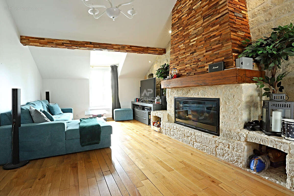 Appartement à NANTERRE