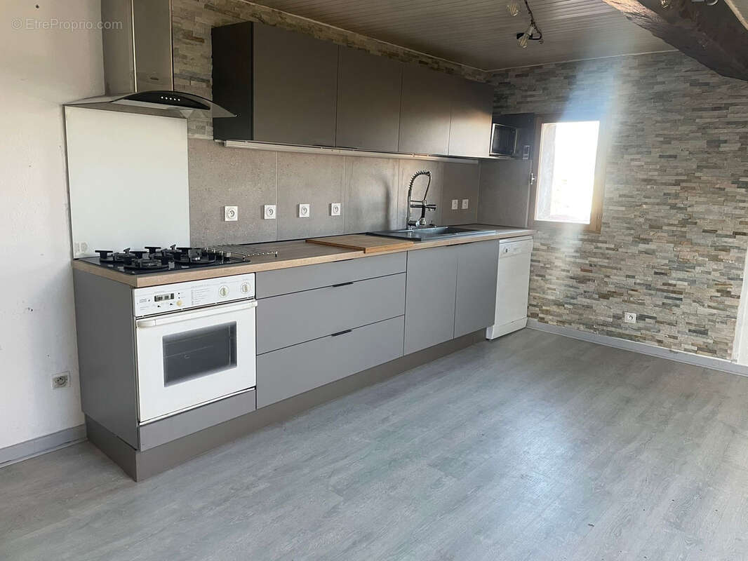 Appartement à SAINT-ETIENNE