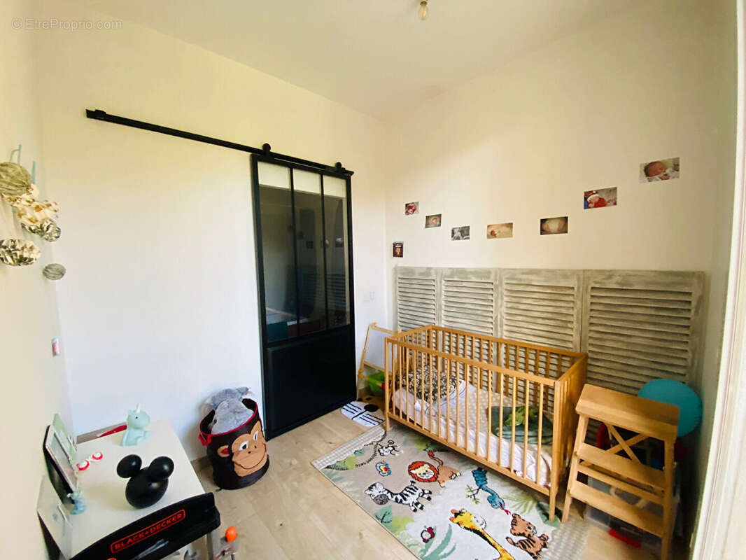 Appartement à JOUQUES