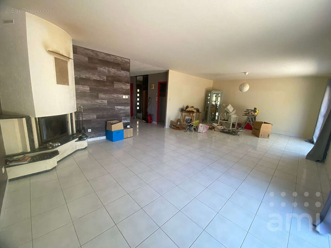 Maison Bessines 7 pièce(s) 180 m2 - photo 3