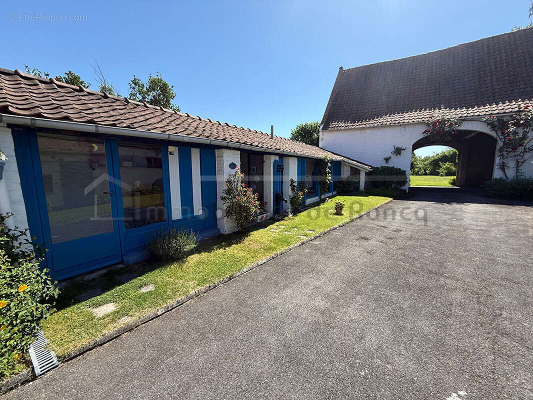 Maison à RIEULAY