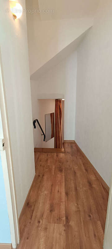 Appartement  T3 - RDC + 1er étage - photo 10