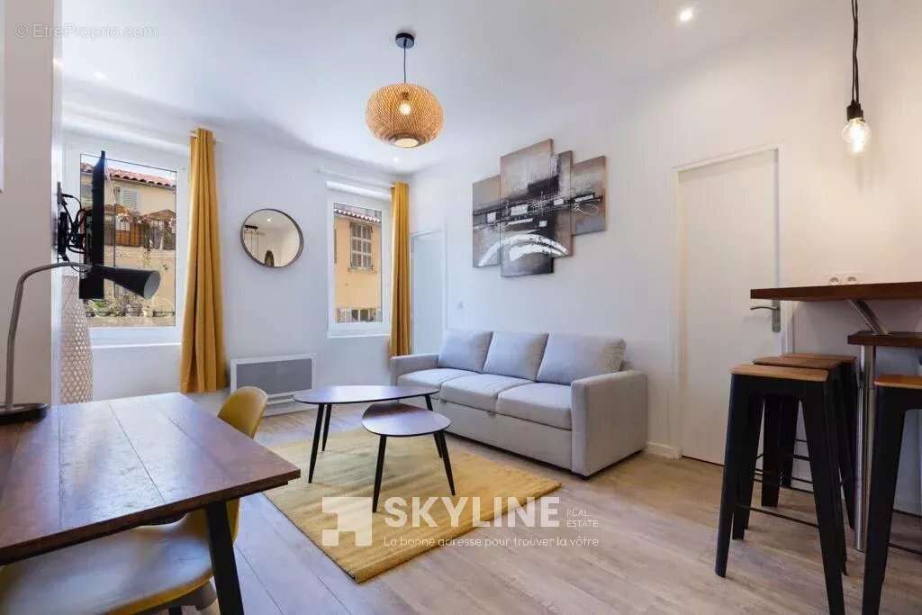 Appartement à MARSEILLE-1E