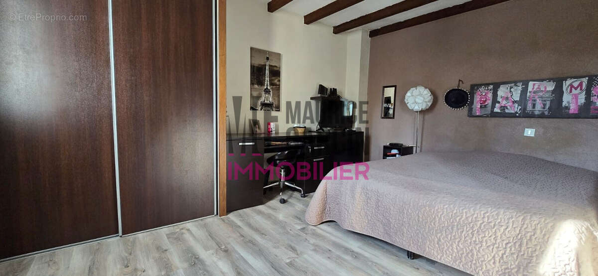 Maison à PERNES-LES-FONTAINES