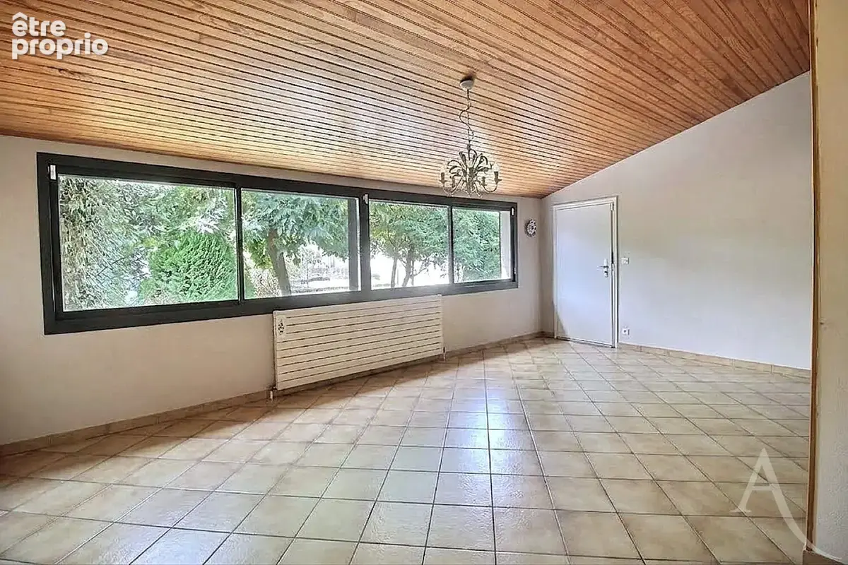 Maison de 112 m² avec jardin, garage et dépendance Quartier Saint-Bris - photo 4
