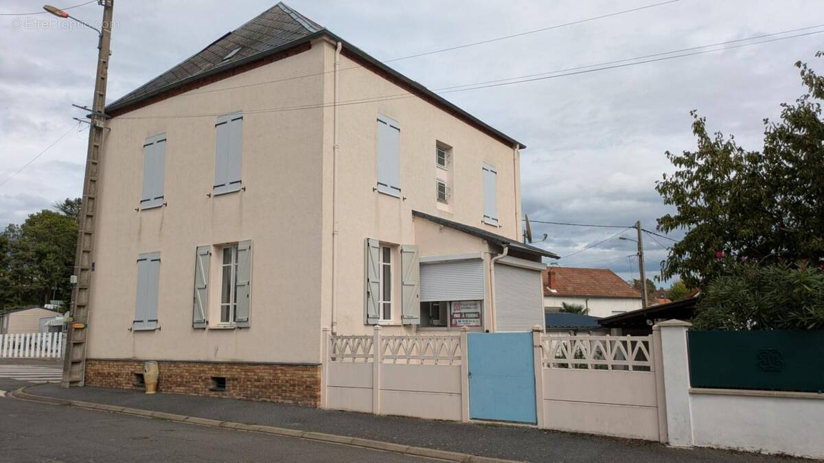 Maison à VARENNES-SUR-ALLIER
