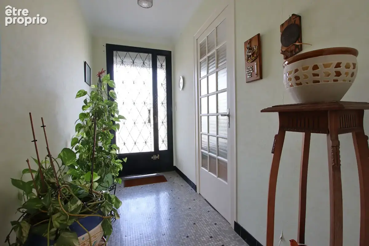 Niort, Maison sur sous-sol, 4 chambres. - photo 4