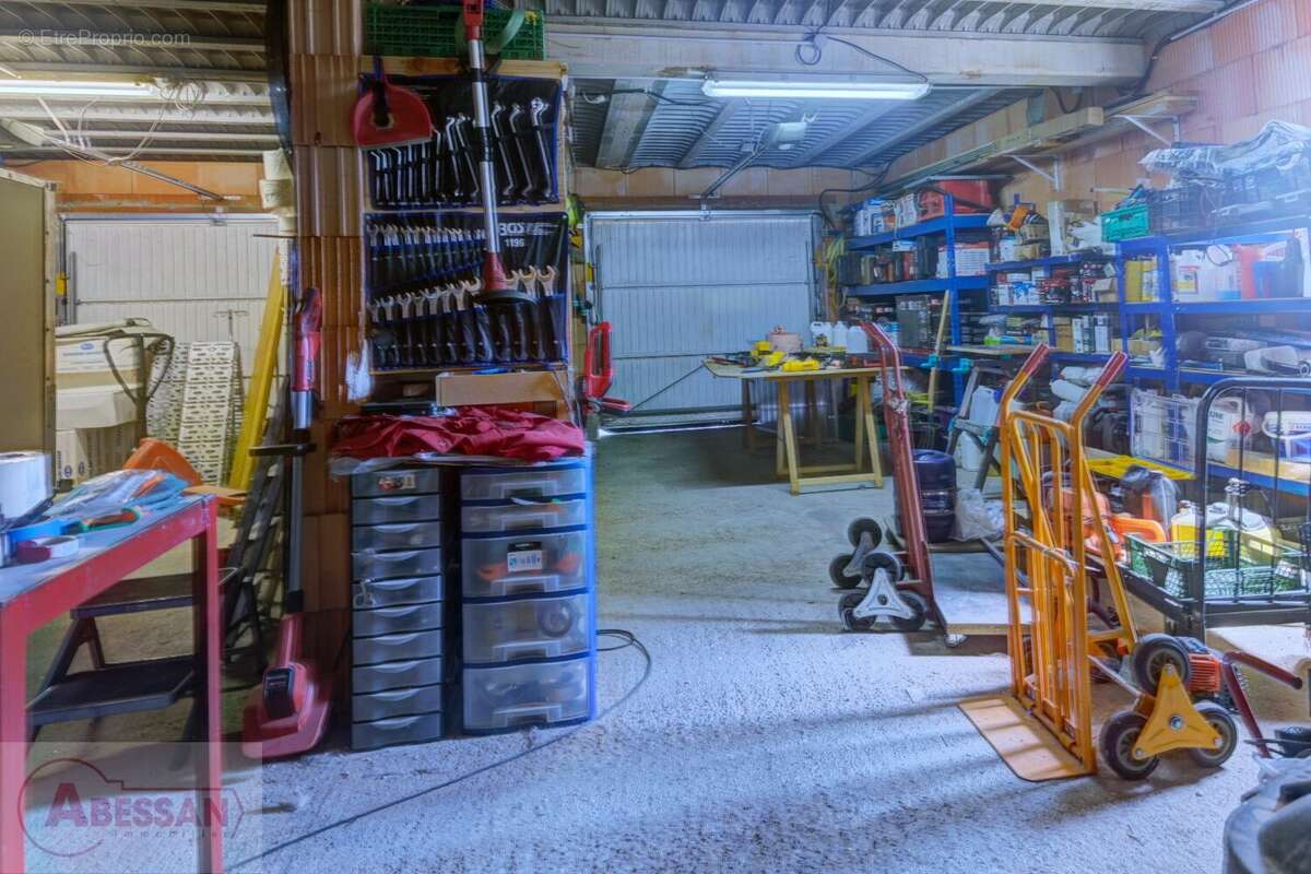 Maison 180 m² à Branoux-Les-Taillades  - photo 19