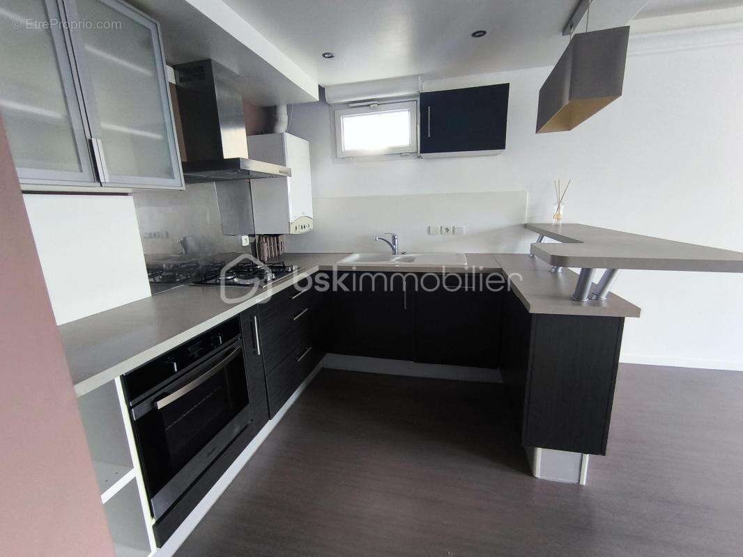 Appartement à DAMMARIE-LES-LYS