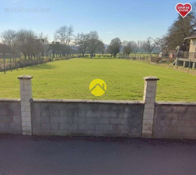 Maison à LE VEURDRE