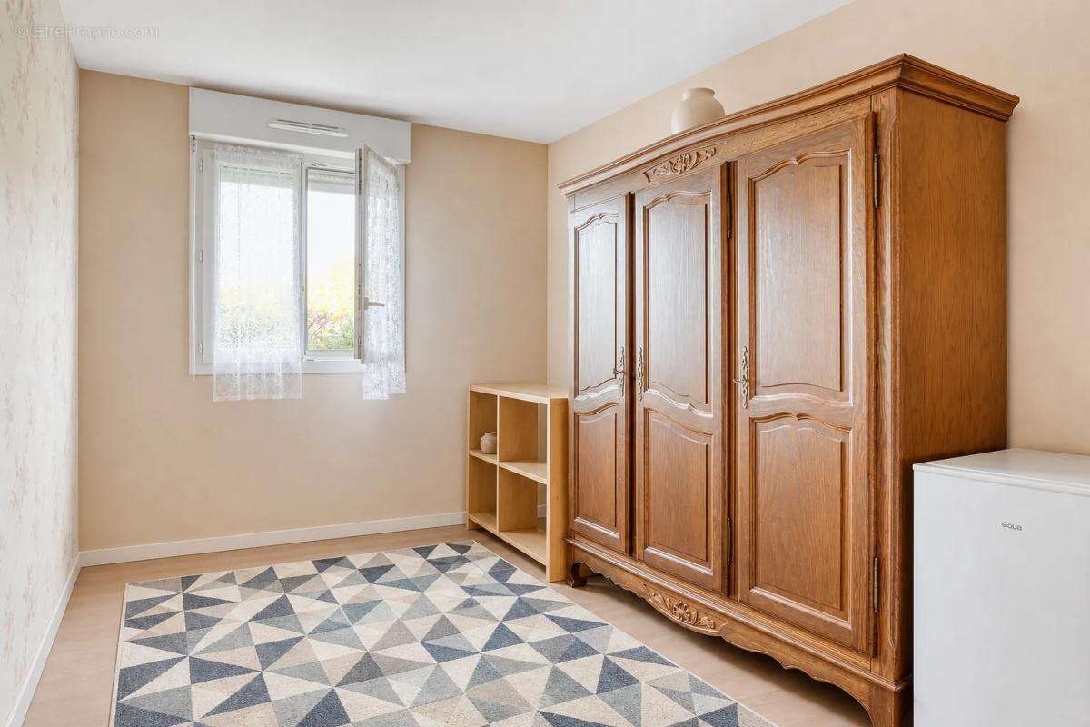 Appartement à VAL-DE-REUIL