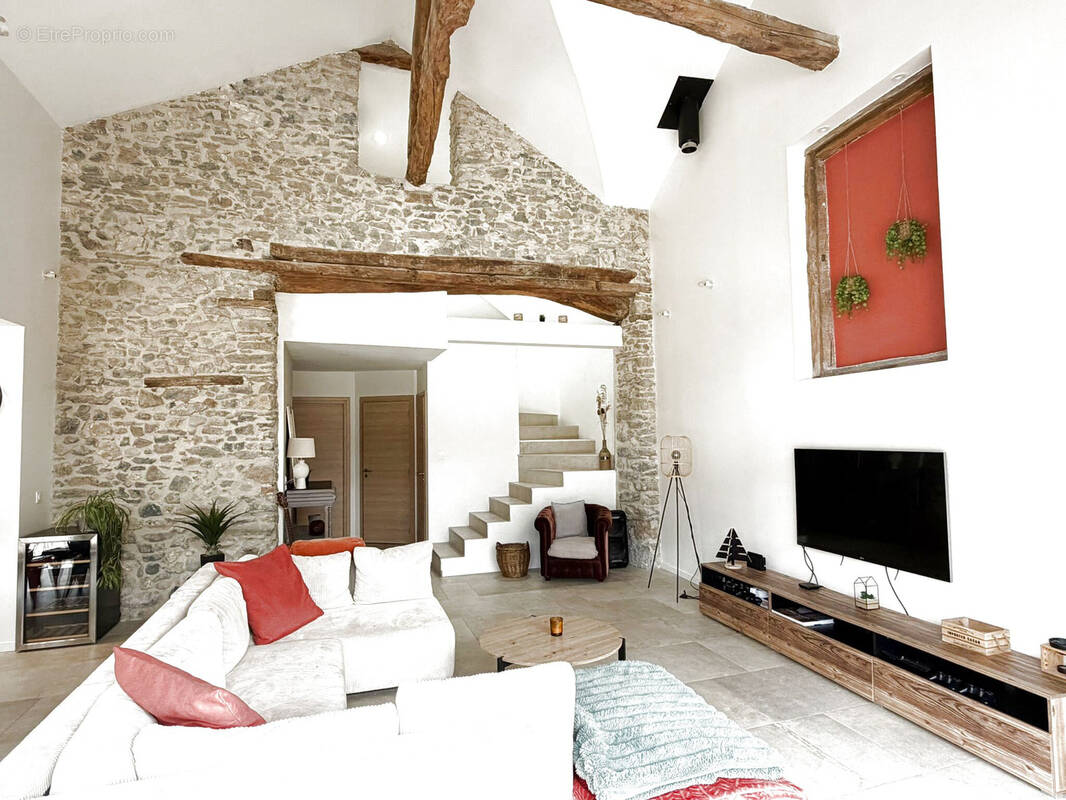 Maison à VIF