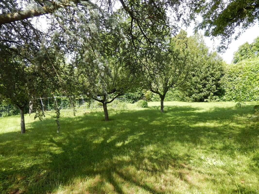 Terrain de la propriété à vendre à Vétraz Monthoux - Maison à VETRAZ-MONTHOUX