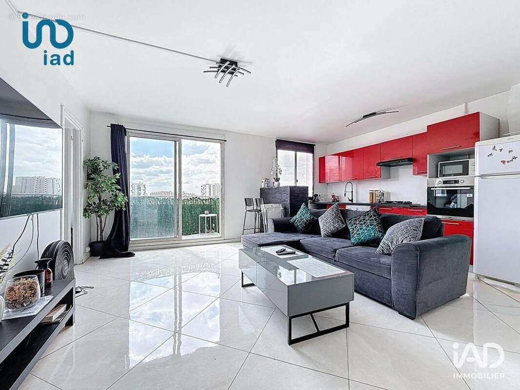 Photo 2 - Appartement à AUBERVILLIERS