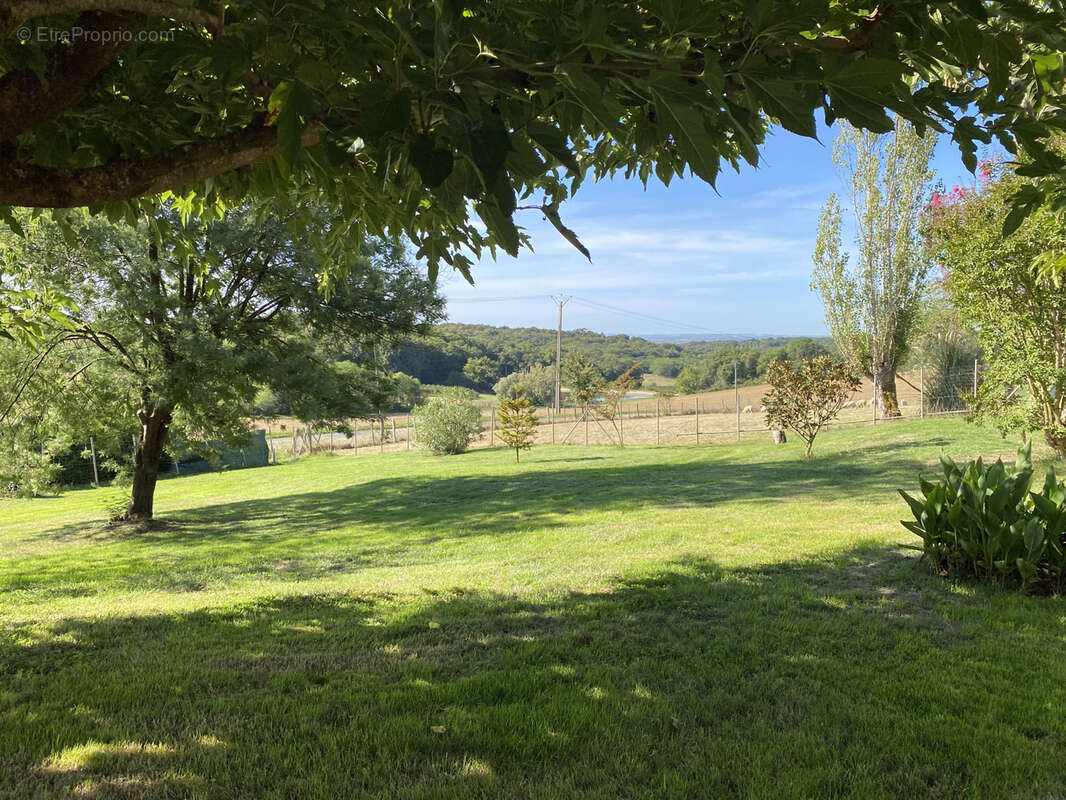 Maison à HAUTESVIGNES