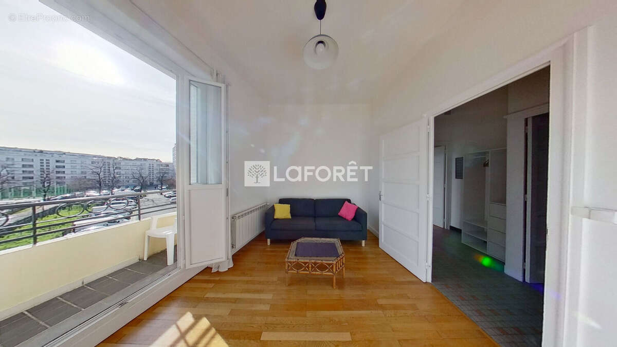 Appartement à LYON-8E