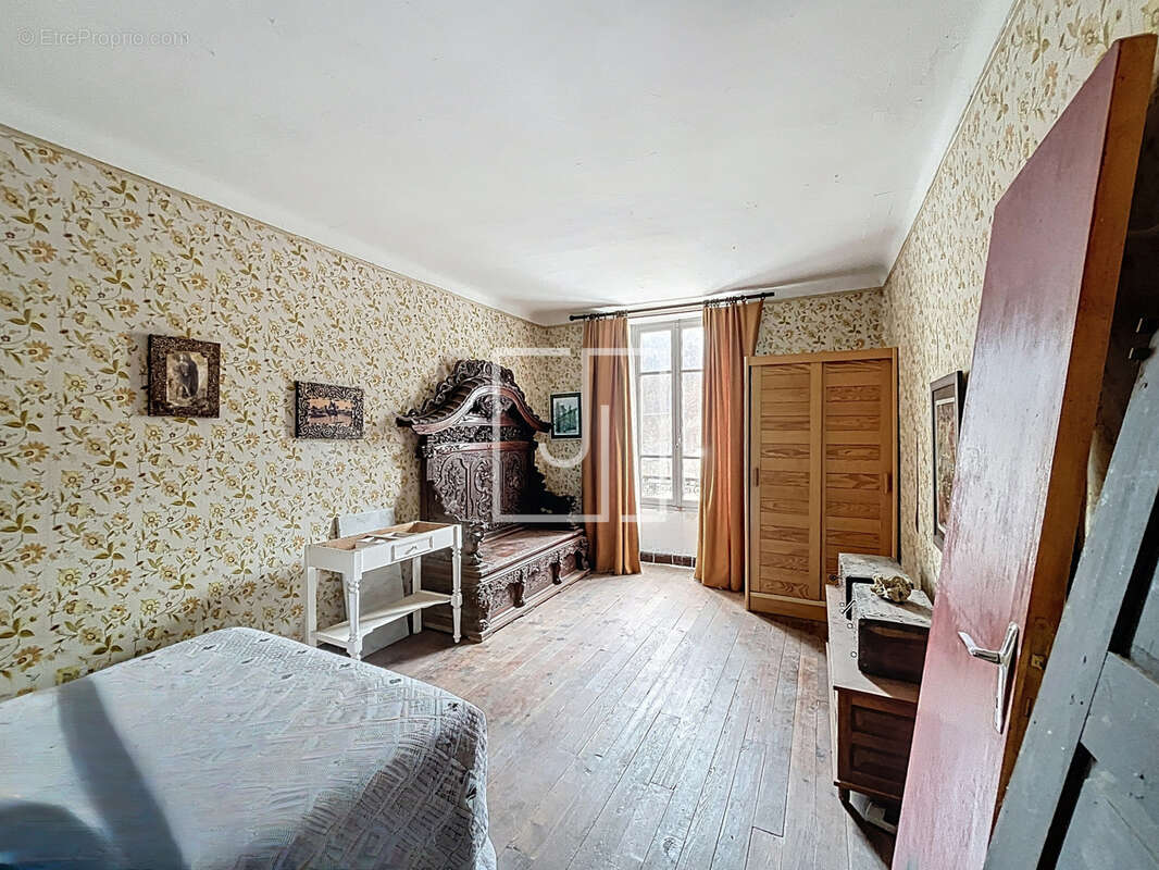 Appartement à SAINT-PAUL-SUR-UBAYE