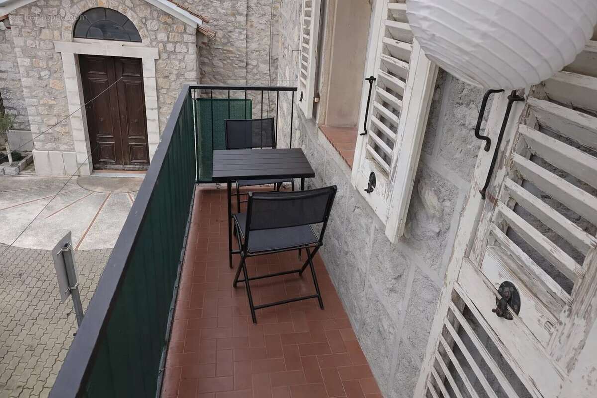 Appartement à DRAP