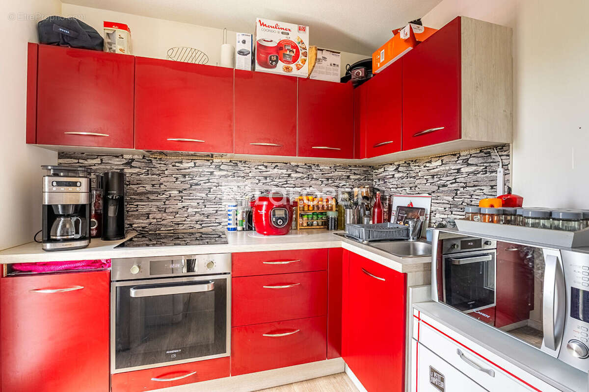 LORMONT BOIS FLEURI - T3 de 62 m² avec terrasse - photo 4