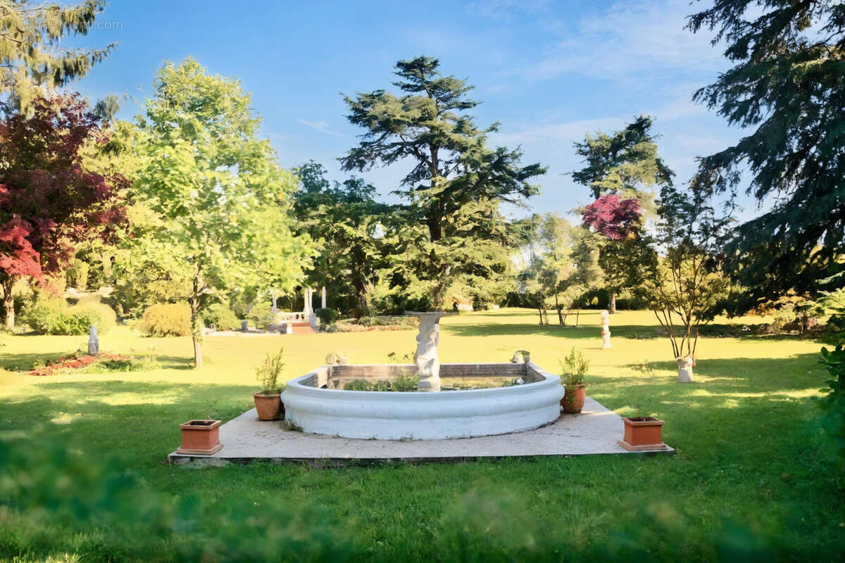 Maison à LA ROCHEFOUCAULD