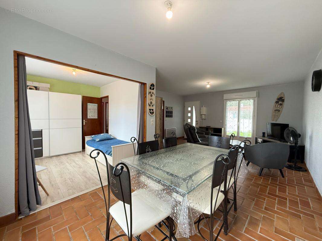 Maison à SAINT-PALAIS-SUR-MER