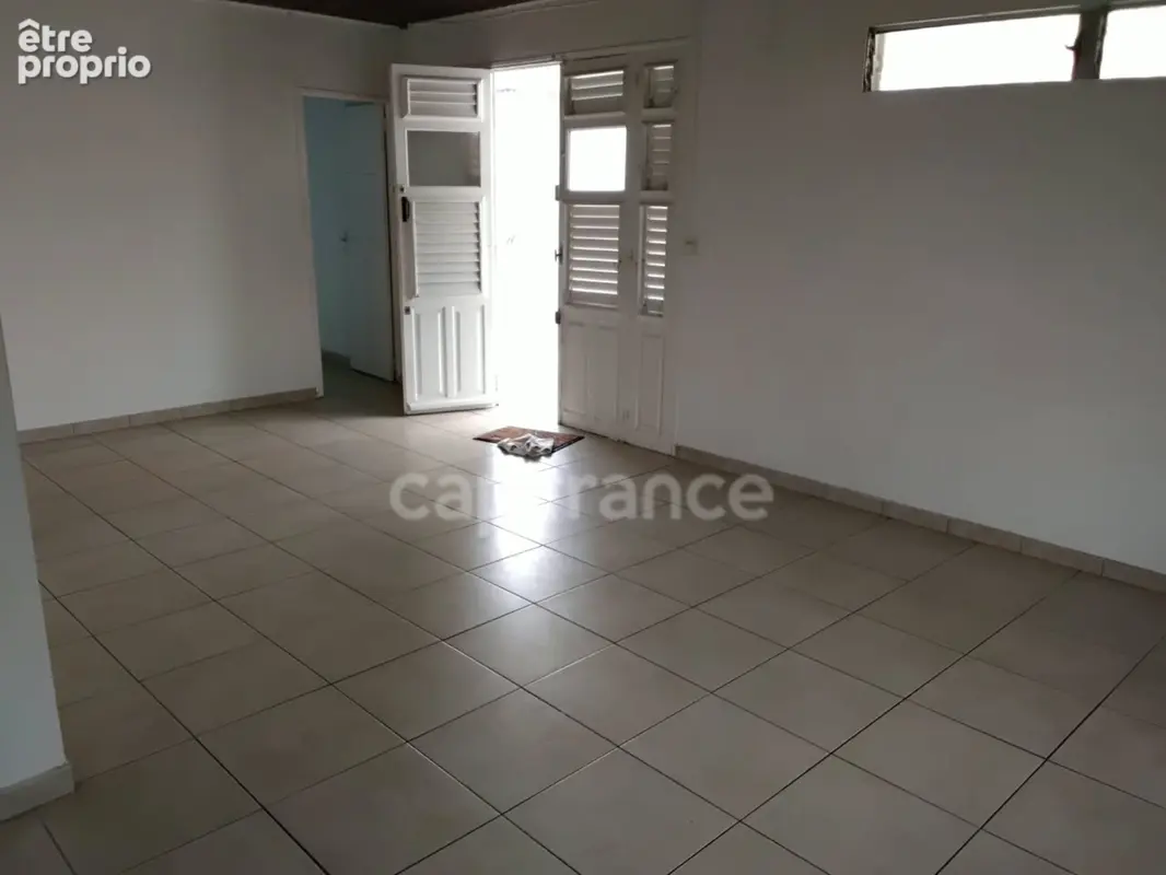 Maison à vendre 3 pièces REDOUTE FORT DE FRANCE (972) - photo 2