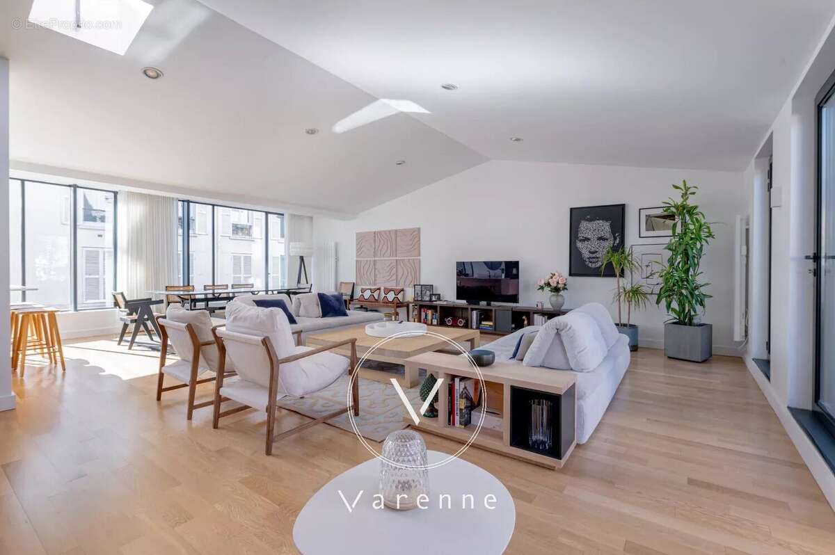Maison à PARIS-6E