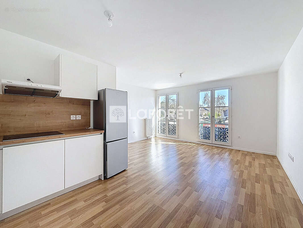 Appartement à MOISSY-CRAMAYEL