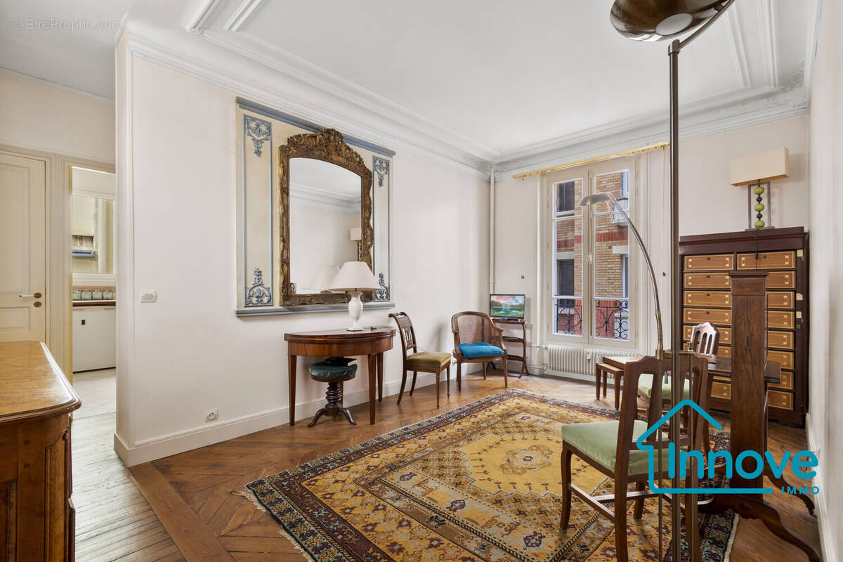 Séjour - Appartement à PARIS-17E