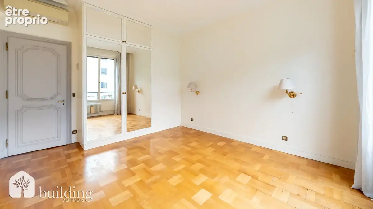 Porte Dauphine Paris 16ème - Appartement 5 pièces 167 m² avec 7 m² de balcon - photo 14