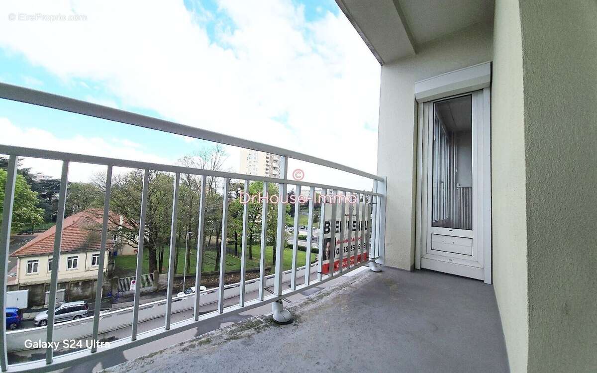 Appartement à SAINT-ETIENNE