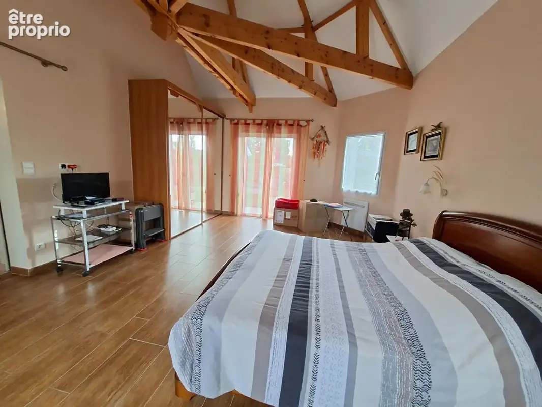Maison 5 chambres - Bourg de Saint André Des Eaux - photo 9